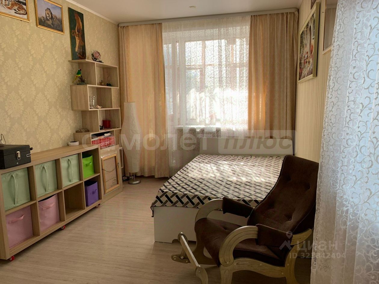 Продажа 1-комн квартиры на вторичном рынке Южный мкр, улица Рижская,  д. 3