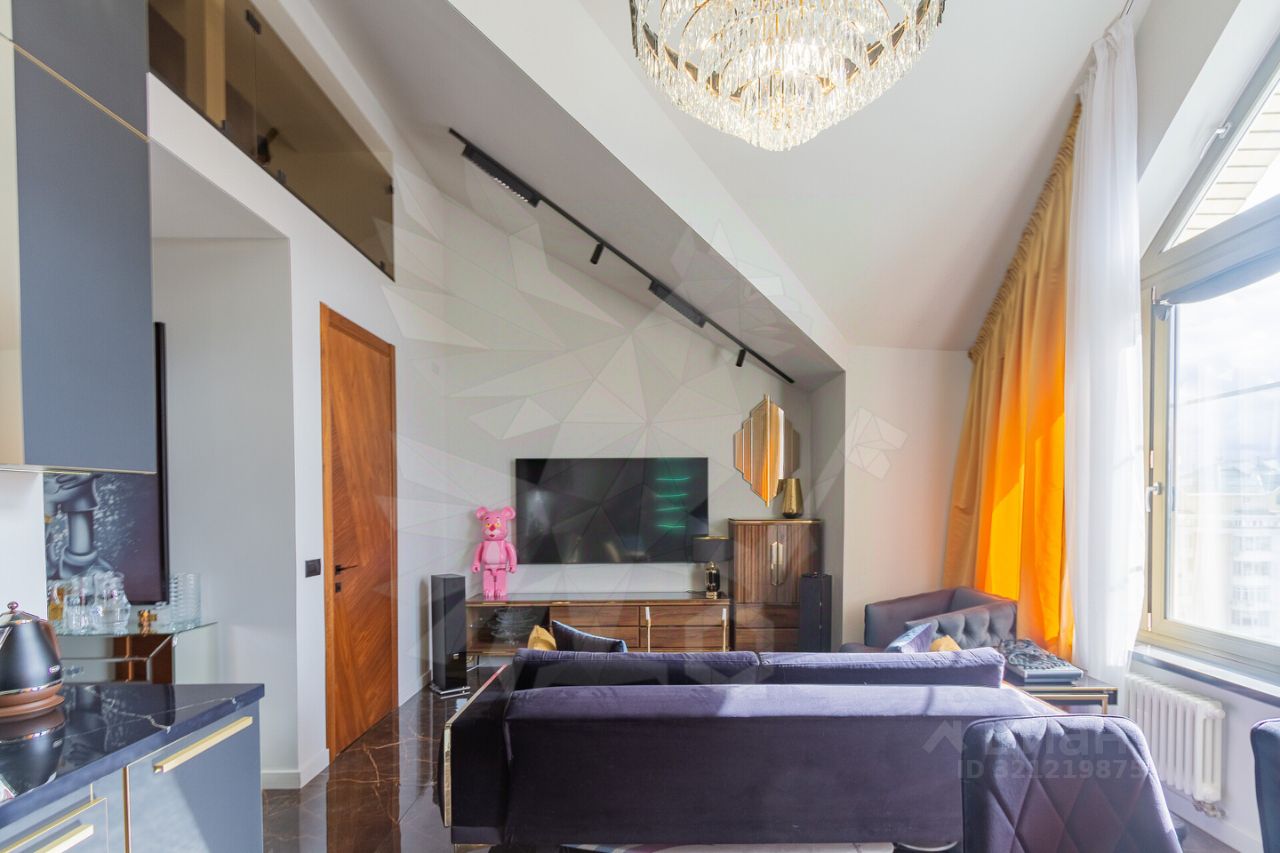 Продажа 4-комн квартиры на вторичном рынке Заречье пгт, улица Университетская, 2