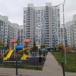 Продажа 2-комн квартиры на вторичном рынке Красная горка, Весенняя улица,  д. 16