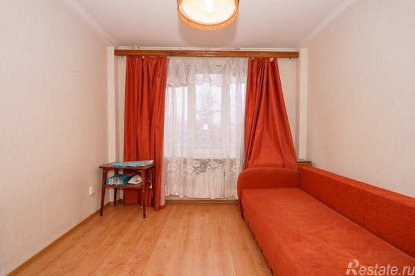 Продажа 2-комн квартиры на вторичном рынке Стрельбищенская ул,  д. 10