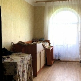 Продажа 3-комн квартиры на вторичном рынке Сланцы, ул Маяковского,  д. 12А