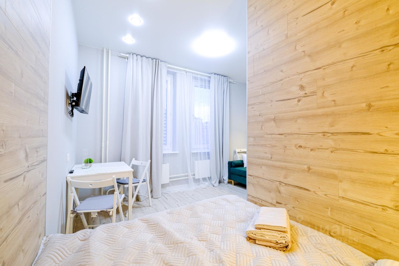 Аренда студии проспект Защитников Москвы, 3к1