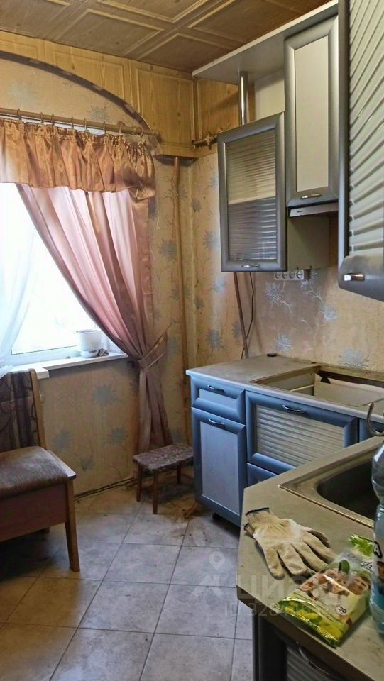 Продажа 2-комн квартиры на вторичном рынке Тихорецкий проспект, 9К3