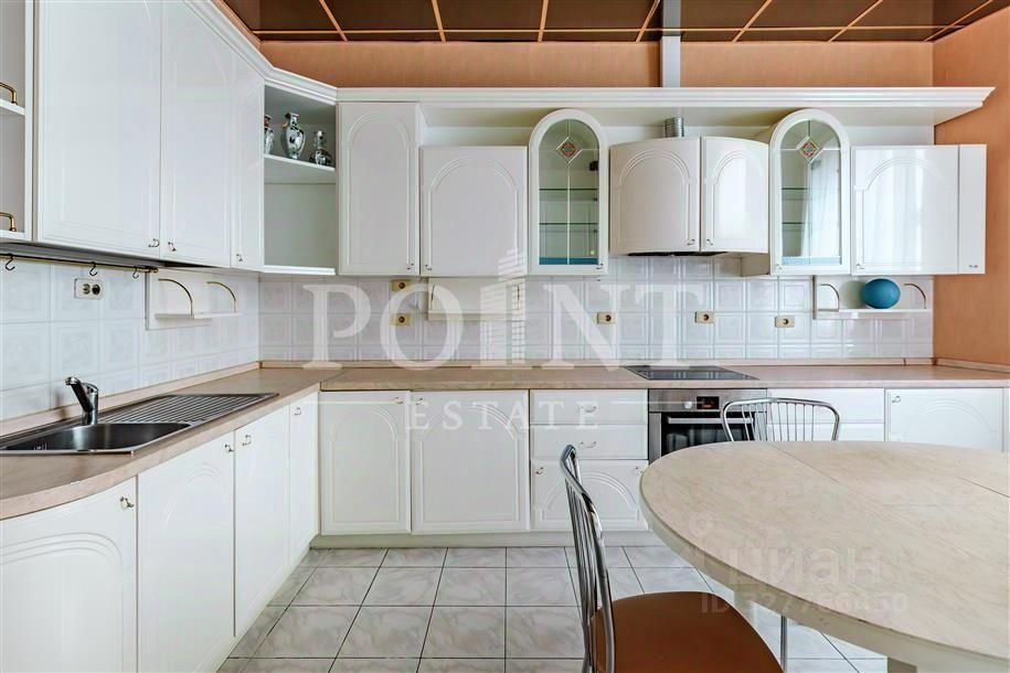 Продажа 3-комн квартиры на вторичном рынке Мичуринский проспект, 29