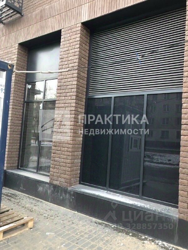 Продажа 3-комн квартиры на вторичном рынке улица Коминтерна,  д. 15