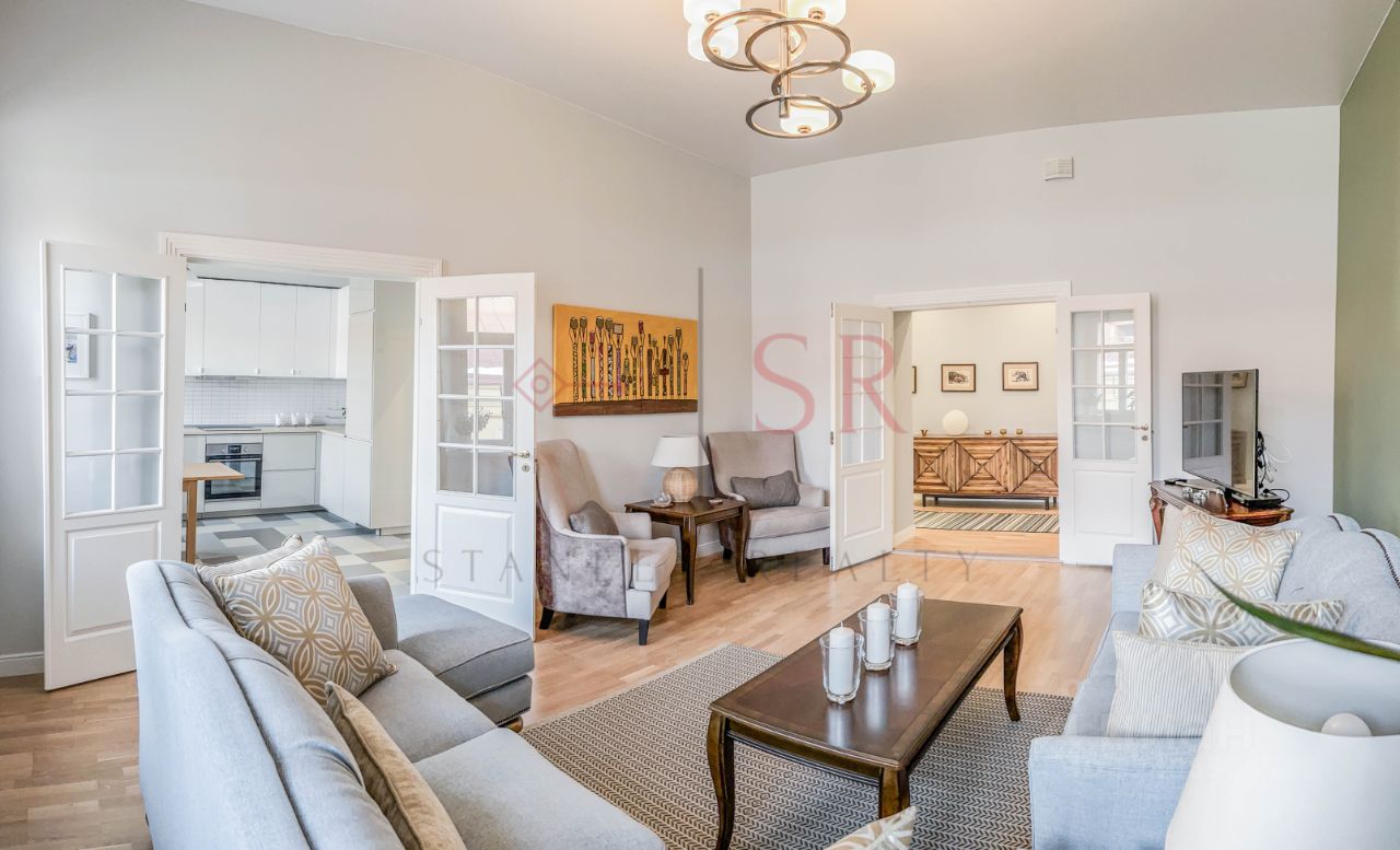 Аренда 5-комн квартиры на вторичном рынке Малая Конюшенная улица, 1-3