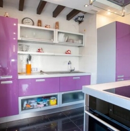 Продажа 4-комн квартиры на вторичном рынке улица Танкиста Хрустицкого,  д. 9