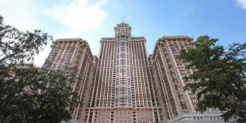 5-комн квартира Чапаевский пер,  д. 3