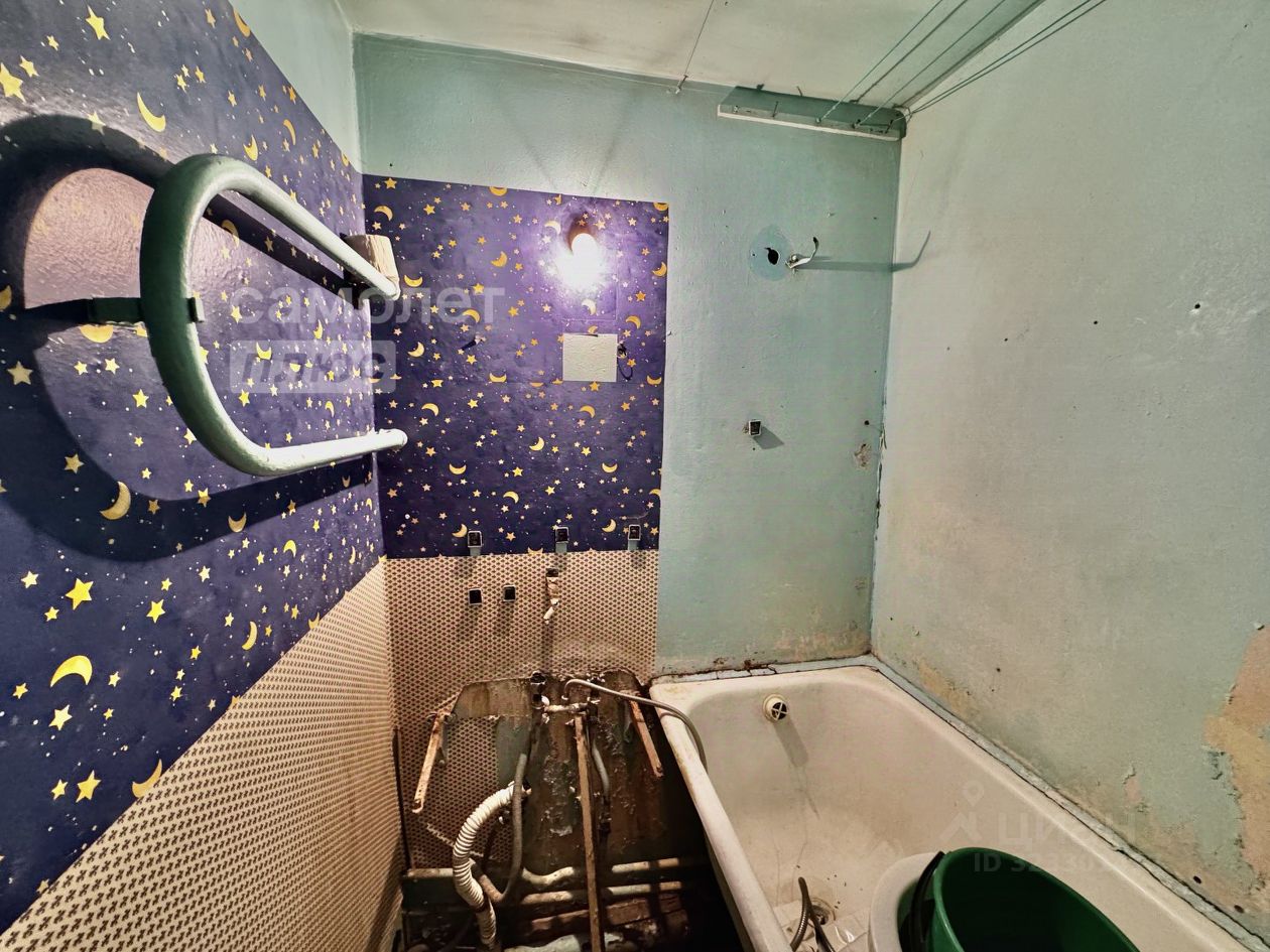 Продажа 1-комн квартиры на вторичном рынке улица Авиаторов, 11К1