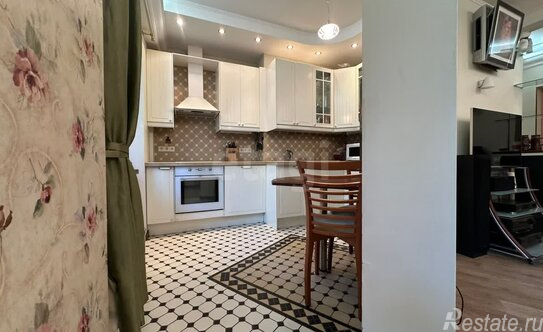 Продажа 3-комн квартиры на вторичном рынке Озерковский 3-й пер,  д. 1 к1