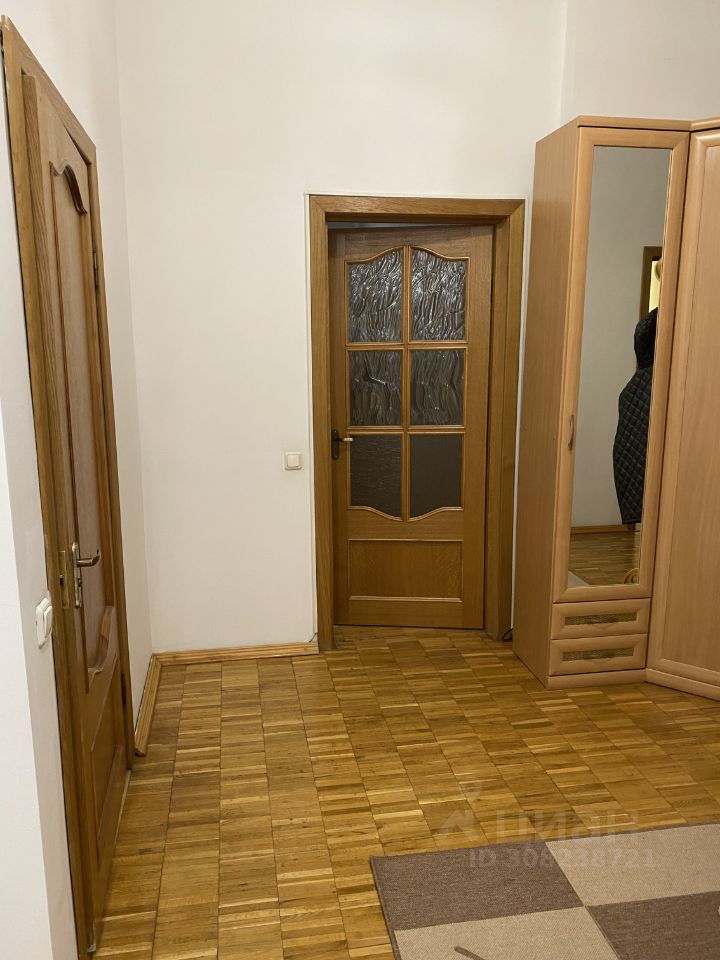 Аренда 2-комн квартиры на вторичном рынке Большой Харитоньевский переулок, 12А