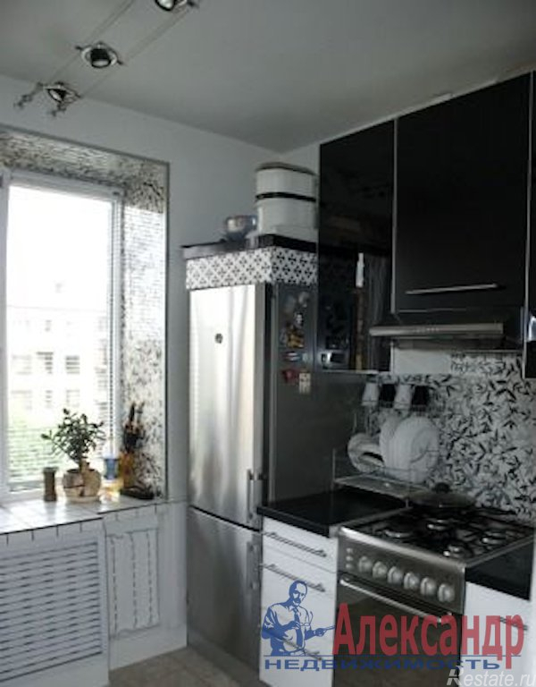 Продажа 3-комн квартиры на вторичном рынке Выборг г., Ленина пр.,  д. 32