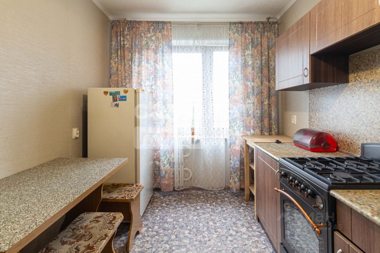 Аренда 3-комн квартиры на вторичном рынке Балашиха, улица 40 лет Победы, 3