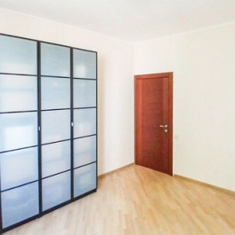 Продажа 5-комн квартиры на вторичном рынке улица Новый Арбат