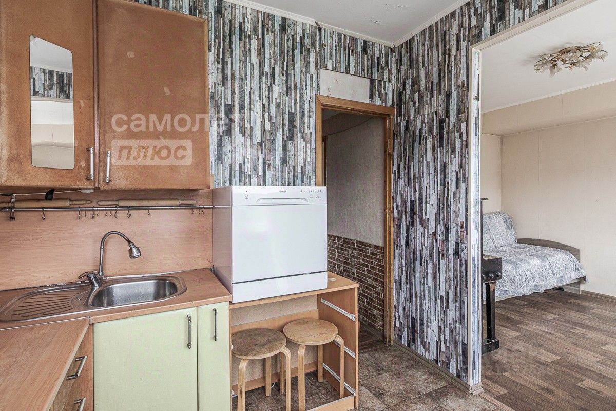 Продажа 3-комн квартиры на вторичном рынке Ленинский проспект, 102