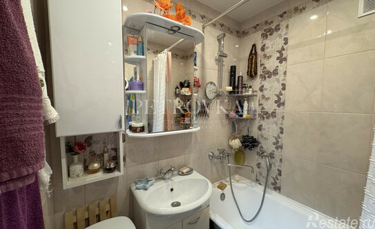 Продажа 2-комн квартиры на вторичном рынке Серпухов, ул Горького,  д. 6в