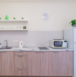 Продажа 1-комн квартиры на вторичном рынке Ясная улица,  д. 5