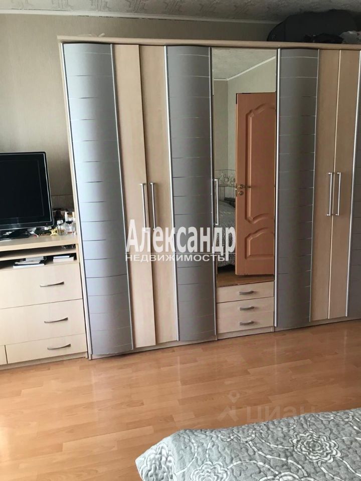 Продажа 2-комн квартиры на вторичном рынке улица Савушкина, 128к1