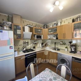 Продажа 3-комн квартиры на вторичном рынке Обухово пгт, Кудиновское ш,  д. 24