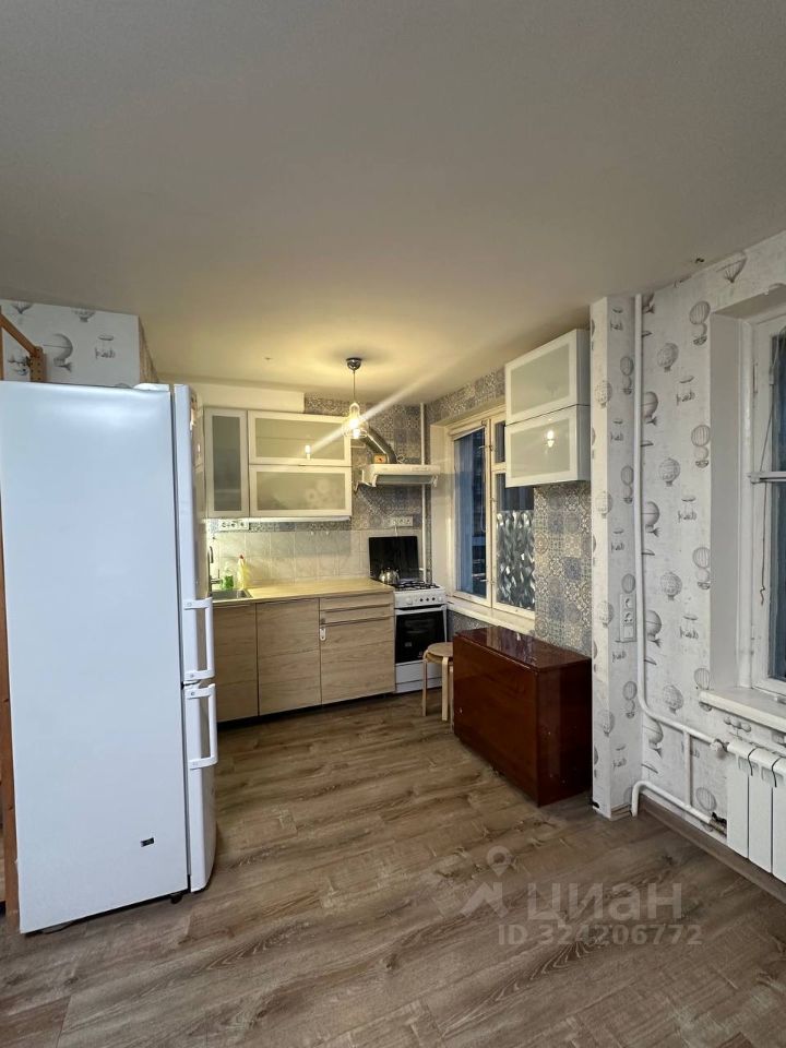 Аренда 3-комн квартиры на вторичном рынке Волгоградский проспект, 107К2