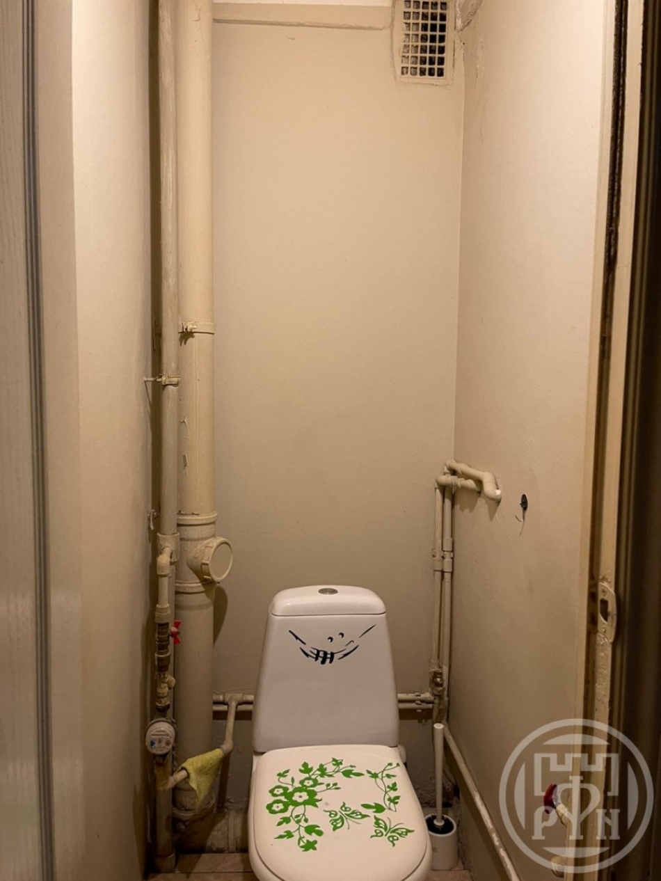 Продажа 2-комн квартиры на вторичном рынке Генерала Симоняка ул. ,  д. 4,  к. 2