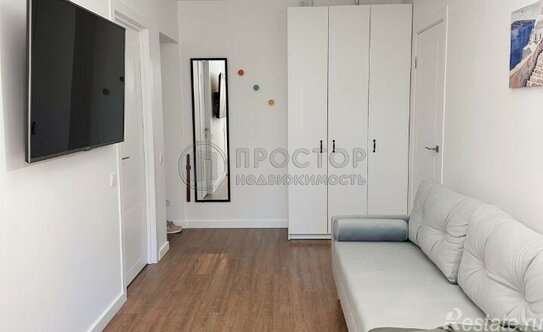 Продажа 2-комн квартиры на вторичном рынке Мукомольный проезд,  д. 7 к2