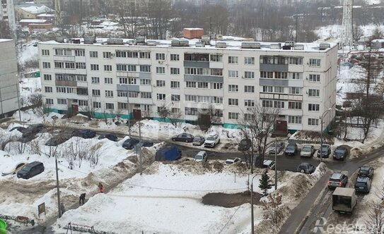 Продажа 1-комн квартиры на вторичном рынке Детская, Колхозная улица,  д. 4