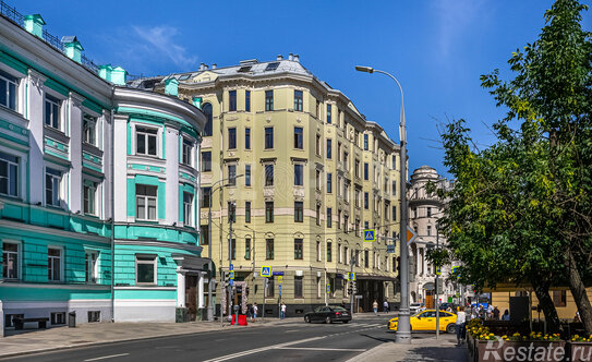 Продажа 4-комн квартиры на вторичном рынке Спасоналивковский 2-й пер,  д. 2