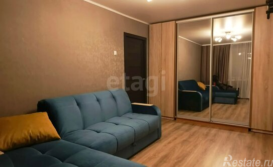 Продажа 2-комн квартиры на вторичном рынке Кириши, Волховская наб,  д. 18