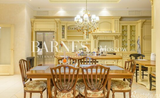 Продажа 9-комн квартиры на вторичном рынке Береговая улица,  д. 6