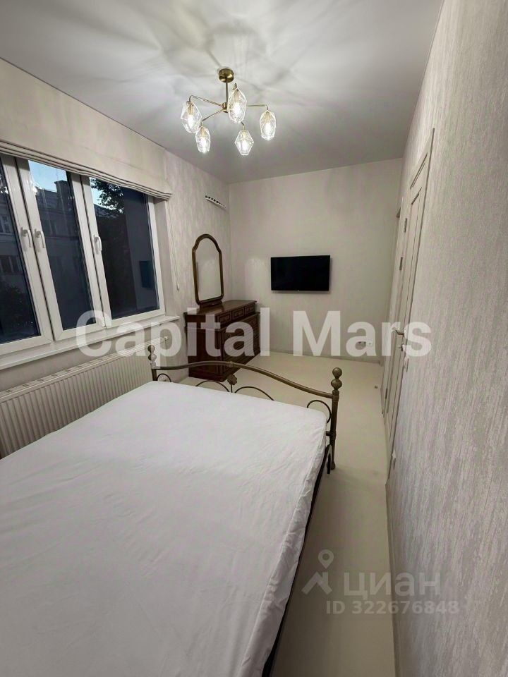 Аренда 3-комн квартиры на вторичном рынке 2-я Дубровская улица, 5