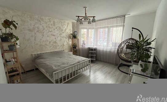 Продажа 2-комн квартиры на вторичном рынке Русановская ул