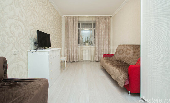 Продажа 2-комн квартиры на вторичном рынке ул Жемчужная,  д. 1,  к. 4