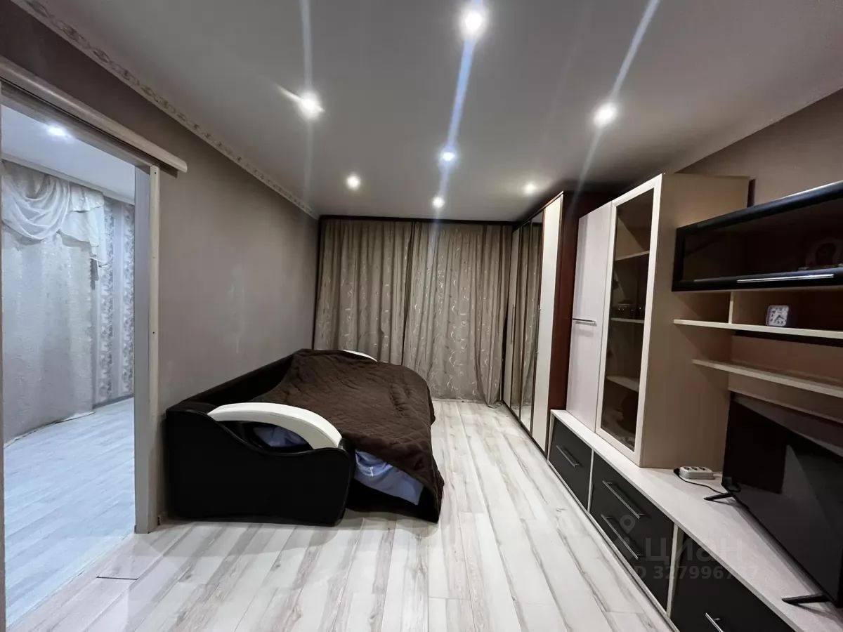 Продажа 2-комн квартиры на вторичном рынке д. Семенково, 18