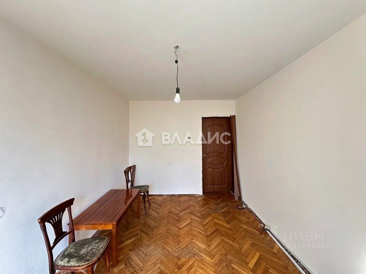 Продажа 3-комн квартиры на вторичном рынке проспект Просвещения, 84К1