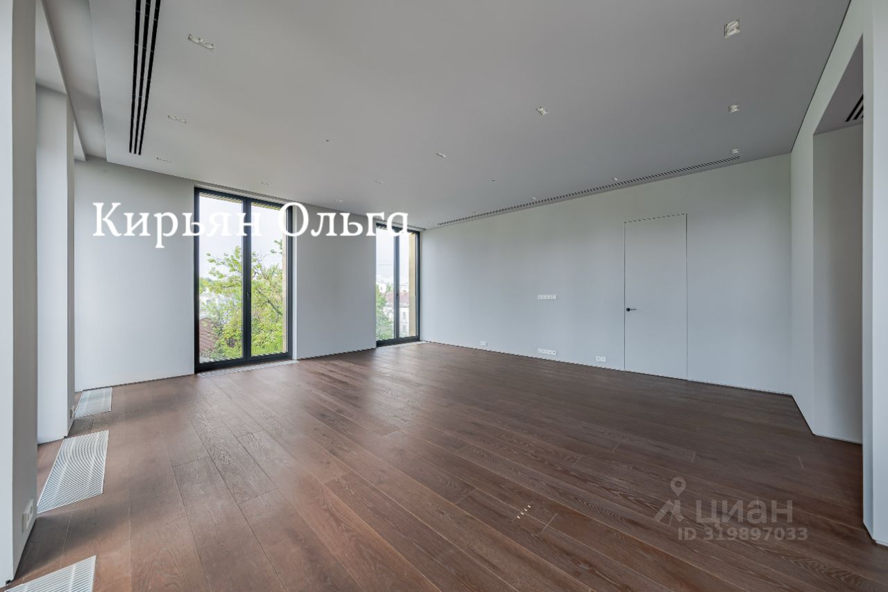 Продажа 2-комн квартиры на вторичном рынке Олсуфьевский переулок, 9к2