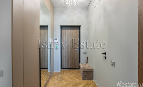 Продажа 4-комн квартиры на вторичном рынке Севастопольский проспект,  д. 22А