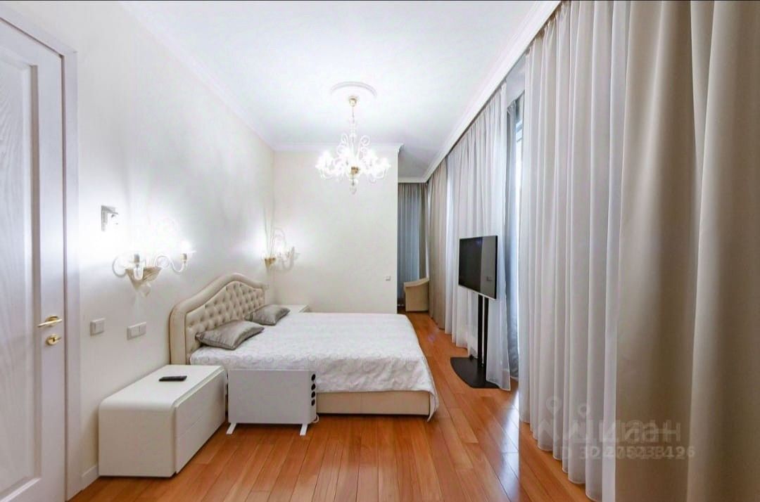 Продажа 4-комн квартиры на вторичном рынке Большая Грузинская улица, 69