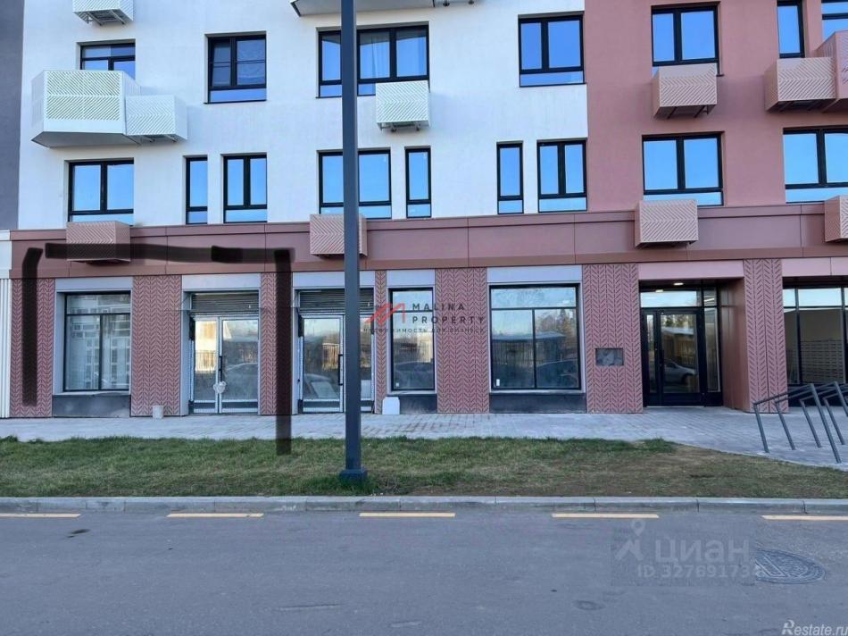 Аренда торгового помещения Коробово, ул Взлетная,  д. 2