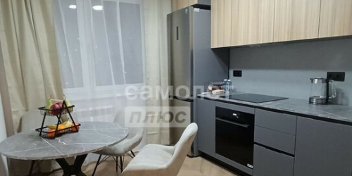 2-комн квартира Молодогвардейская улица,  д. 18