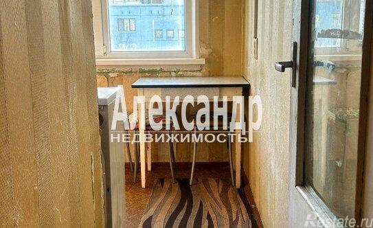 Продажа 1-комн квартиры на вторичном рынке Искровский пр-кт,  д. 28