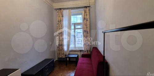 Комната ул Ропшинская,  д. 24