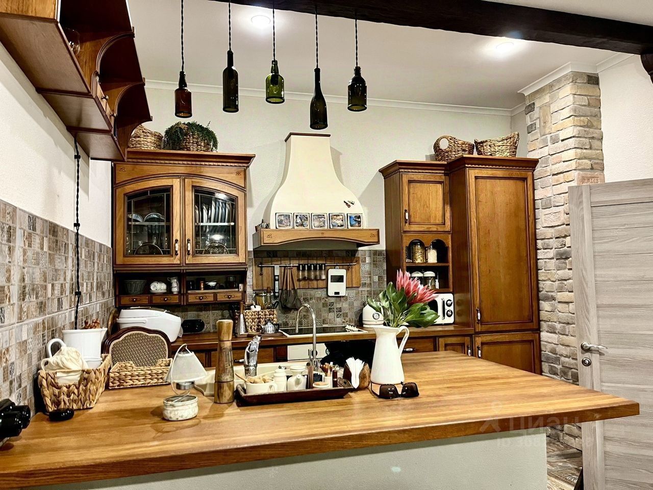 Продажа 3-комн квартиры на вторичном рынке Яхромская улица, 3