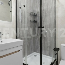 Продажа 1-комн квартиры на вторичном рынке Чирикова ул,  д. 5 с1
