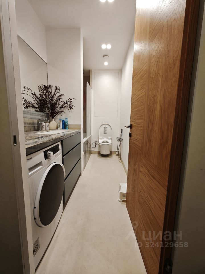 Продажа 2-комн квартиры на вторичном рынке улица Академика Виноградова, 1к1