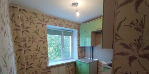 2-комн квартира Ломоносов г., Александровская ул. ,  д. 30