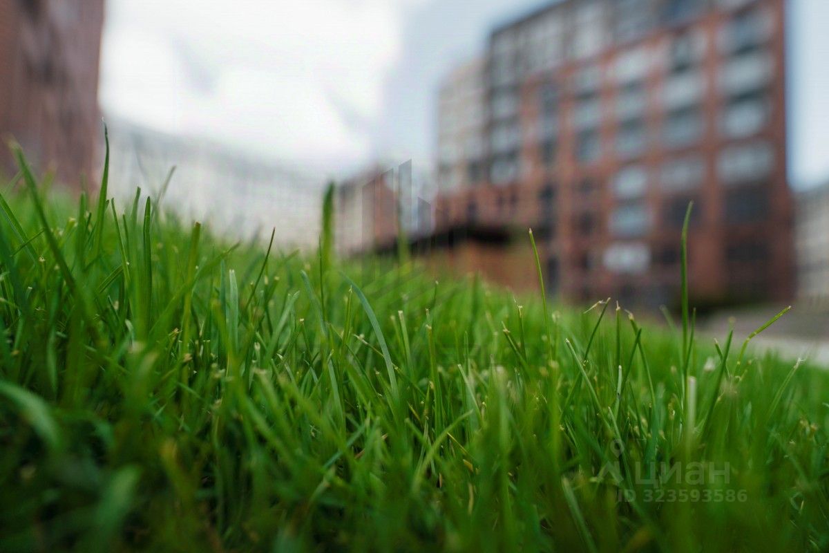 Продажа 1-комн квартиры на вторичном рынке улица Стахановцев, 1