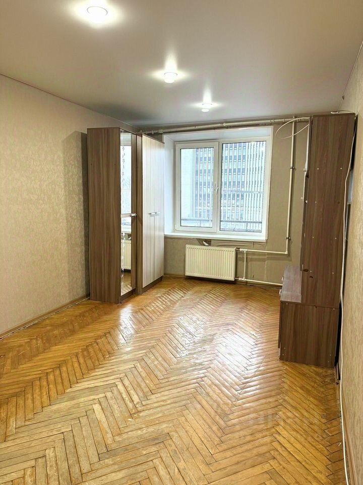 Продажа 2-комн квартиры на вторичном рынке проспект Кима, 4А
