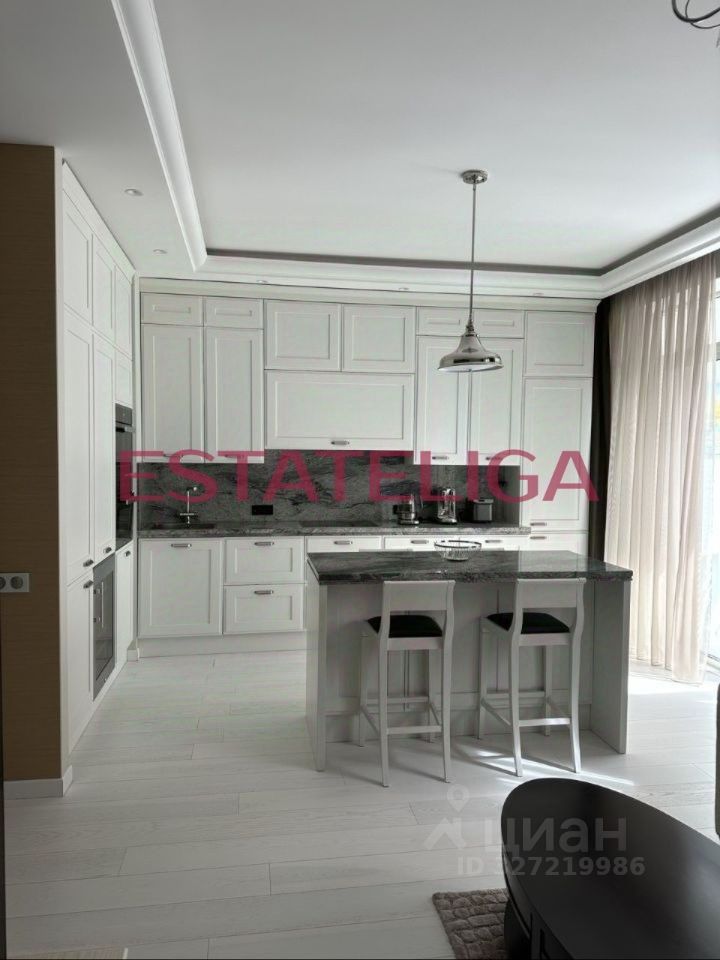 Продажа 3-комн квартиры на вторичном рынке Береговой проезд, 5к2