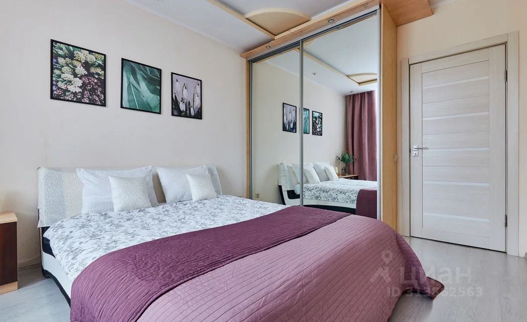 Продажа 2-комн квартиры на вторичном рынке Введенское кв-л, Звенигород, 1Б